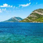 Navdušite se nad grobo lepoto Pelješca na Hrvaškem